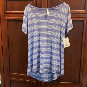 LulaRoe Simple Comfortable Top NWT Size S Striped Purple